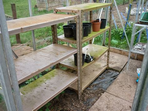 Whether you're a keen gardener or you're just starting out, you might be thinking of building the perfect staging for your greenhouse. An English Homestead: Budget Greenhouse Staging