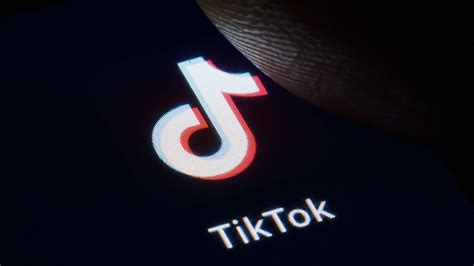 TikTok apologizes after deleting post on China's Uighur Muslims - Axios