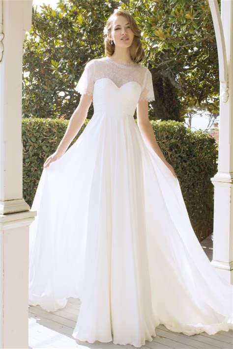 This amazing wedding dress designer is based out of barcelona. Le Jardin Vert - Jane Yeh Design - Award-winning Wedding ...