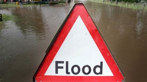 Environment Agency Issues Flood Warnings For The West Bbc News
