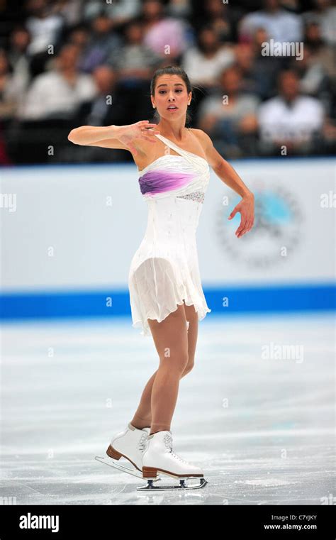 Alissa Czisny Usa Performs During The Figure Skating Japan Open 2011