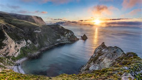 11 Photos That Will Make You Want To Hike Channel Islands