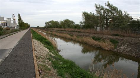 Check spelling or type a new query. Thames & Medway Canal | The Inland Waterways Association