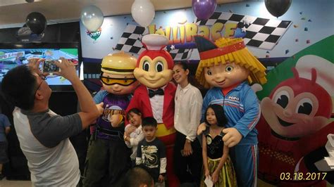 Jollibees Newest Party Theme Jollirace Brings Fun Up To Speed