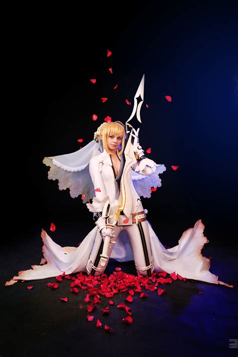 Saber Bride Cosplay Fate Extra Ccc 3 By Selenaadorian On Deviantart