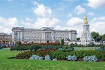 Buckingham Palace in London - The Queen’s Main London Residence – Go Guides