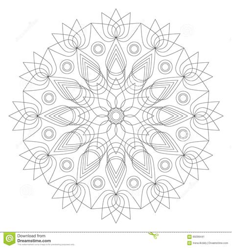 The lotus is an aquatic plant that does not go unnoticed with its imposing leaves and especially its spectacular flowers that follow each other throughout the summer if the heat is sufficient. Black And White Mandala Lotus Flower Shape - Adult ...