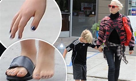 Gwen Stefani S Son Zuma 8 Gets His Nails Done Like His Mum Gwen Stefani Son Gwen Stefani Gwen