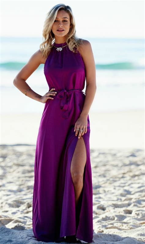Formal Dresses For A Beach Wedding Tips And Ideas Fashionblog