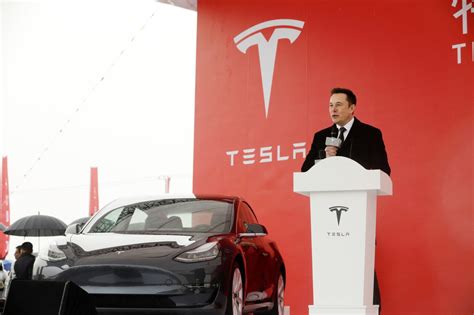 Elon Musk Set To Visit Tesla Unit In China This Weekend