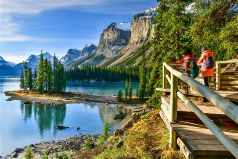 10 Reasons Why Youll Love The Canadian Rockies In Summer Inspiring