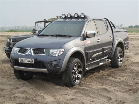 Worldwide community tag us @mitsubishi_l200 to be posted #mitsubishi fan club #pickup lifted truck drive your ambition ❌ we are not officialy!‼️ youtube.com/l200worldwide. Mitsubishi Triton L200 | HJC - Đêm Sông Hồng - 30/05/2010 ...