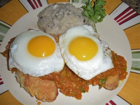 Here is my recipe for my fried catfish. Fried catfish , salsa , grits and sunny side eggs | Fried catfish, Breakfast, Food