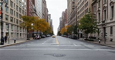 City Street Wallpapers - Top Free City Street Backgrounds - WallpaperAccess