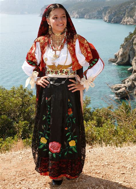 Dorgali Traditional Folk Costume From Sardegna Italy Italian Outfits