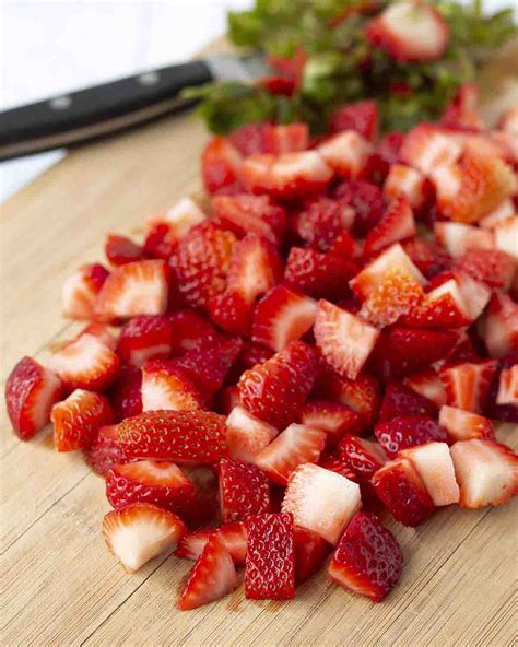 Easy Homemade Strawberry Sauce Fresh Or Frozen Berries