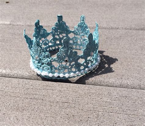 queen-elsa-inspired-lace-crown-lace-crowns,-crown,-crown-jewelry