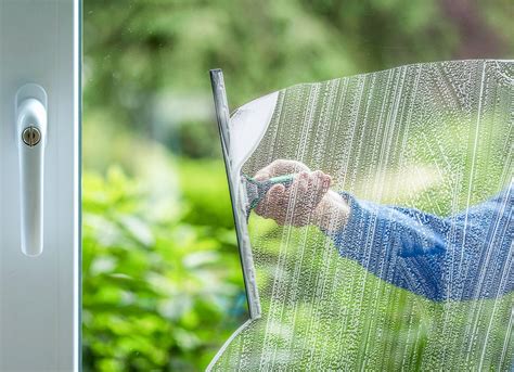 Window Cleaning Tips The Best Ways To Clean Windows Bob Vila