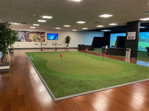 Business Spotlight Newport Indoor Golf A One Stop Shop For All Of