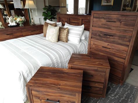Queen Size Reclaimed Wood Bedroom Set Roth And Brader Furniture