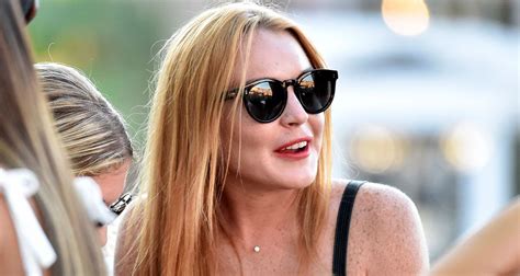Lindsay Lohan Steps Out After Friend Hofit Golan Denies Pregnancy Rumors Lindsay Lohan Just