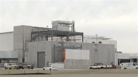 Nearly 900 Workers At Tyson Foods Plant In Indiana Test Positive For
