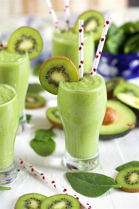 Few kids can resist a frosty smoothie. Kiwi Pineapple Spinach Smoothie | Recipe | Smoothie ...