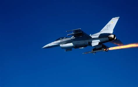 General Dynamics F 16 Fighting Falcon Wallpapers