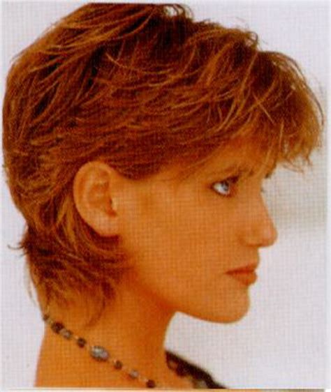 Short Feathered Hairstyles Style And Beauty