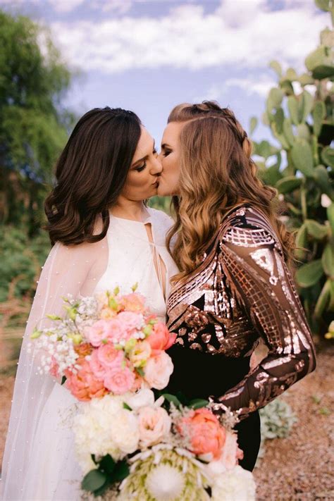 Gunnshot Photography Fresno Photographer Vegas Lesbian Wedding Lesbian Wedding Lesbian