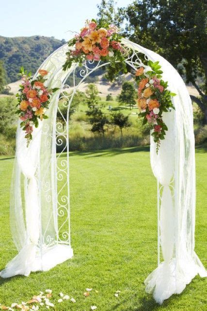 Pin By Megan Hahn On Mariage Arch Decoration Wedding Wedding Arch