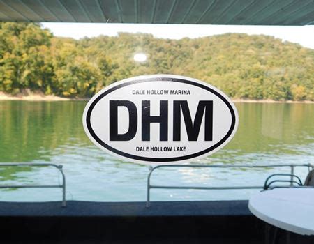 Naturally, renting a fishing boat or fishing off the deck of your houseboat is a great way to explore the lake, but fishing isn't the only way to spend your time here. Dale Hollow Marina