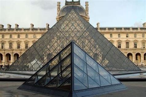 Louvre Pyramid The Gigantic Glass Structure In France