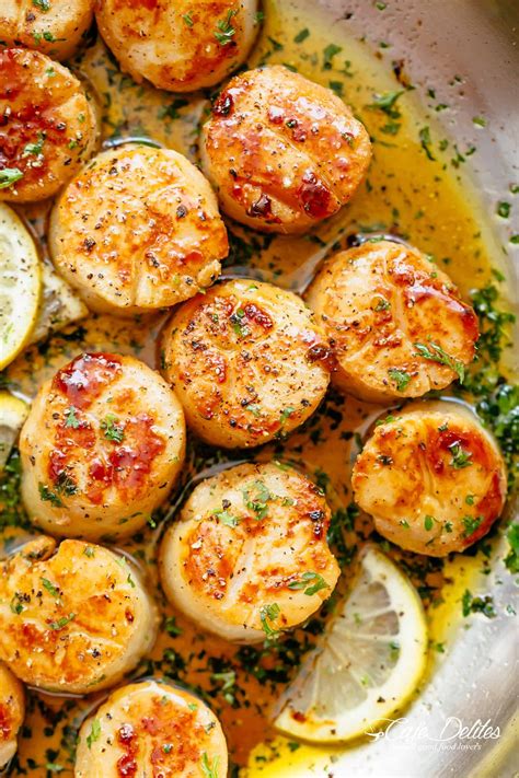 Have Crispy Lemon Garlic Butter Scallops On Your Table In Less Than 10