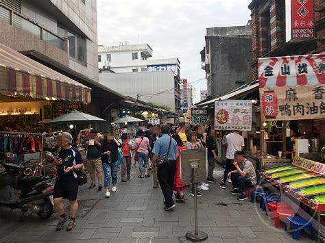 颯爽と過ぎた昨日のしっぽに 治し損ねた傷がある そんなに痛くも悲しくもない 嘘だらけで隠して シル・ヴ・プレジデント 人気! 【台湾バス時刻表・路線図】金山老街の行き方(台北・基隆 ...