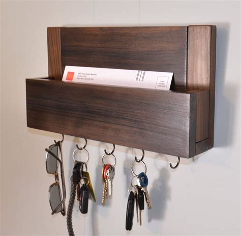 Mail And Key Holder 2300 Via Etsy Key Holder Diy Home Decor