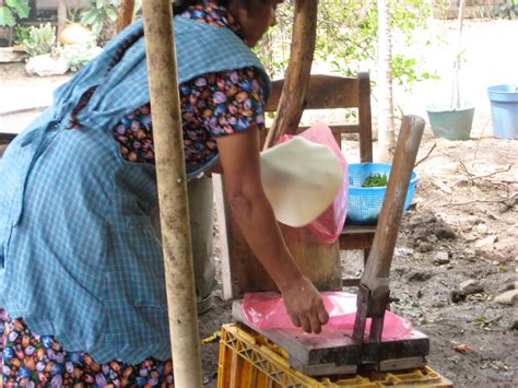 Neh Oaxaca Summer Institute Weaving And Eating In Teotitlan Del Valle