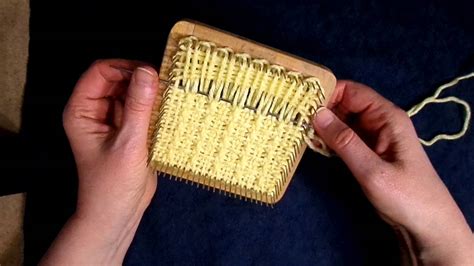 Pin Loom Weaving The Tug Technique Youtube