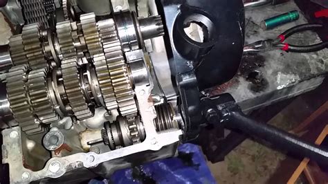 Kz650 Kick Start Mechanism Youtube