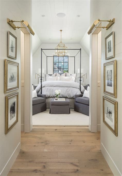 The plush wool berber carpet is a soft landing spot for bare feet. Family Home with Timeless Interiors - Home Bunch Interior ...