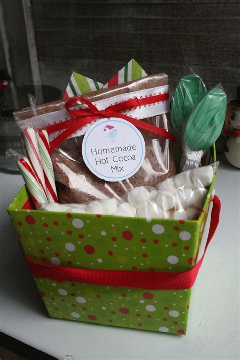 We've found a bunch of easy homemade diy christmas gifts that are fun to give these homemade presents are as fun to make as they are to give, and they're guaranteed to be a total hit. The Nesting Corral: Homemade Christmas Gifts: Hot Cocoa