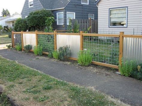 30 Wonderful Front Yard Ideas With Contemporary Fence Privacy Fence