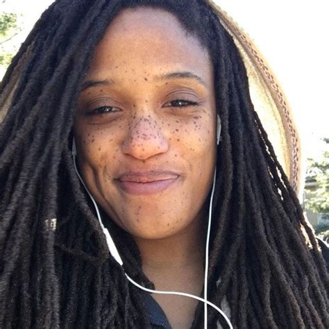 26 Beautiful Black Women Flaunting Their Freckles Black Girls With