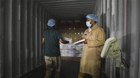 Packing And Shipping Ceylon Tea Venture Tea Pvt Ltd Pure Ceylon