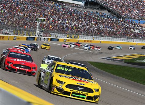 nascar weekend pennzoil 400 presented by jiffy lube signature events las vegas events