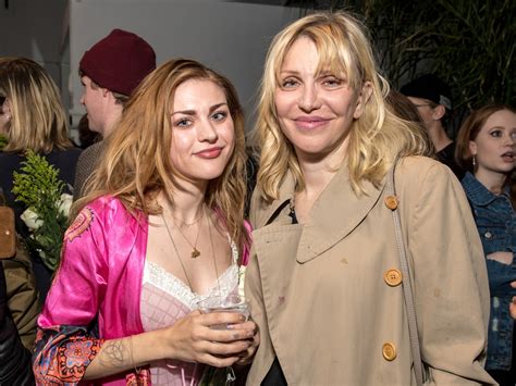 Courtney Love Accused Of Trying To Kill Frances Bean Cobain S Ex Toronto Sun