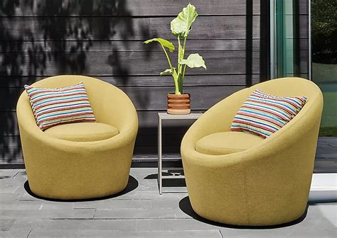 Outdoor Furniture For Small Spaces Ideas And Advice Room And Board