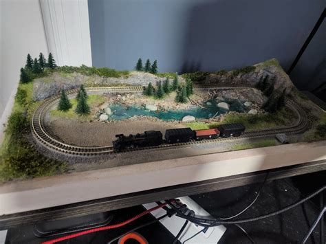 Z Scale Prebuilt Model Train Layout And Terrain Compatible With Shorty