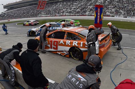 The fans let earnhardt know what they thought of his aggressive move, though. Carl Edwards steps away from NASCAR