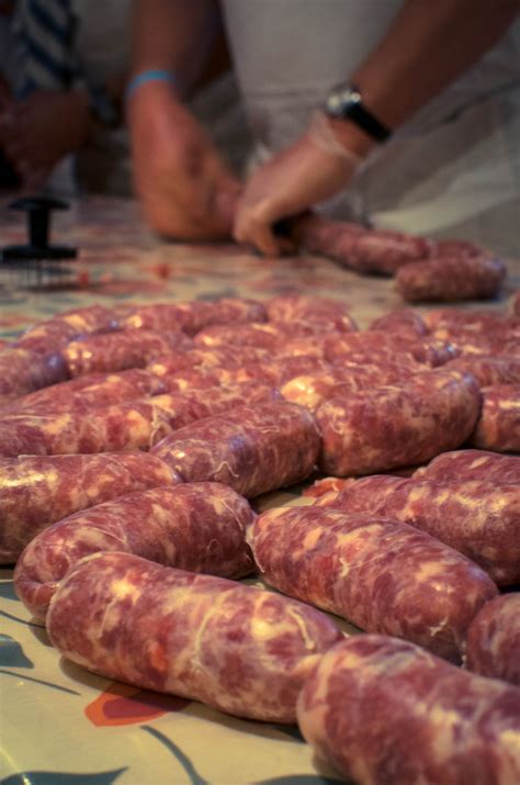 La Tavola Marche Sausage Making 101 Cooking In Italy